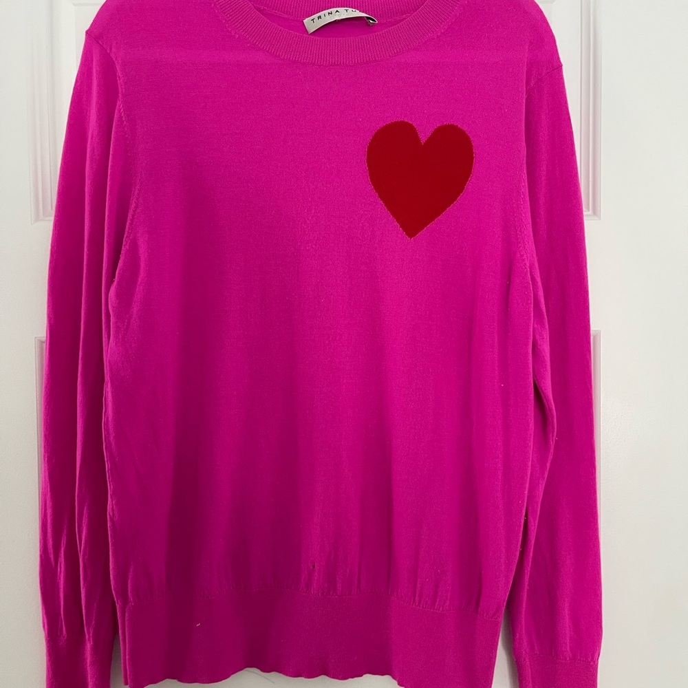Trina Turk pink sweater red heart size large, read description
